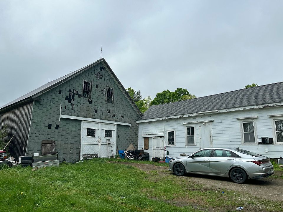 2nd image of 1688 Washington Road