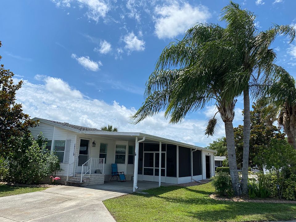 1st image of 17119 Golf Vista Ct