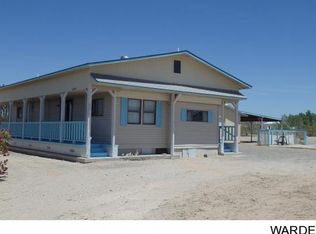 25535 Pendleton Way, Bouse, AZ 85325