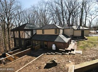 21 Charles Ln, Baltimore, MD 21204