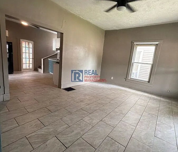 4396 Springfield St — Photo 6