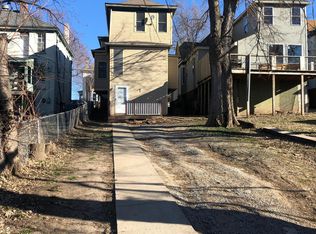 1924 Clay St APT B, Saint Joseph, MO