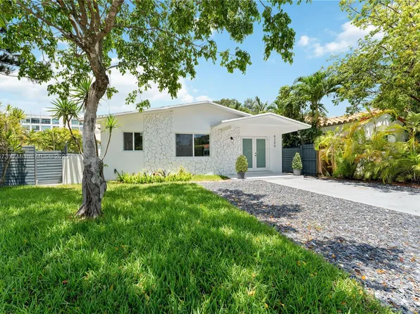 8200 E Dixie Hwy, Miami, FL 33138