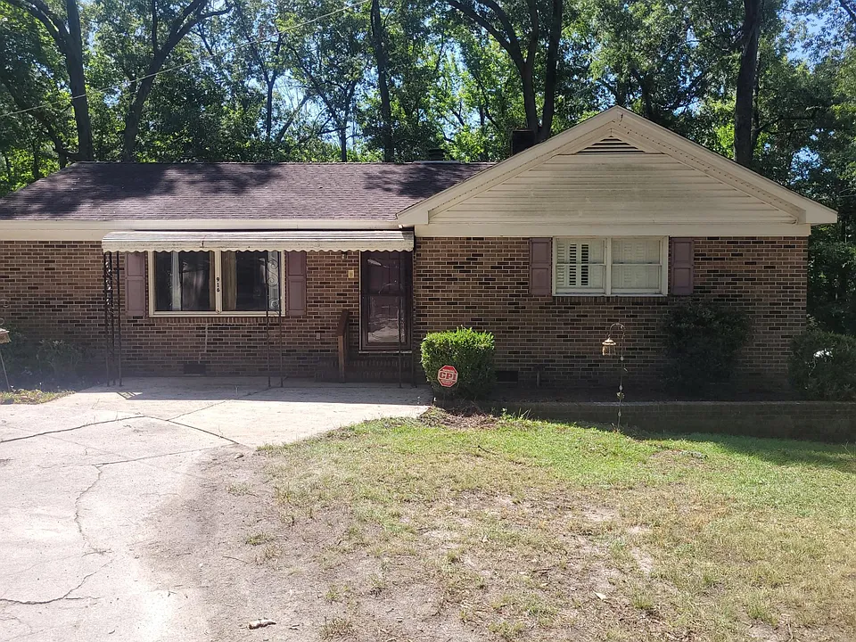 916 Benvenue Rd