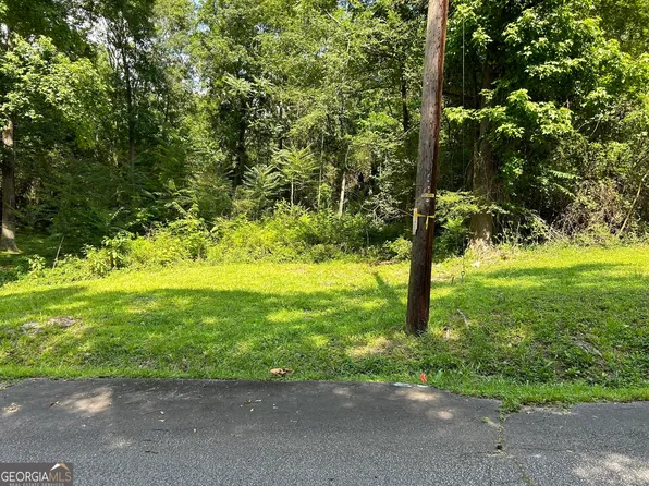 2585 Timberland Dr NE, Conyers, GA 30012