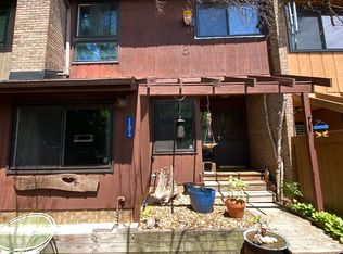 11974 Greywing Ct, Reston, VA 20191