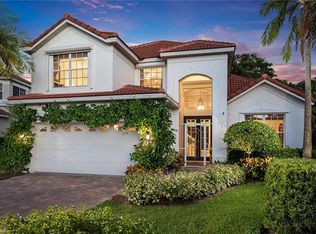 8900 Ventura Way, Naples, FL 34109