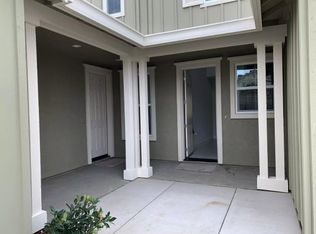 688 W Crocker Ln, Mountain House, CA 95391