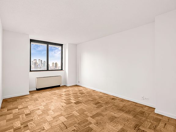 5th image of 630 1st Ave APT 29N