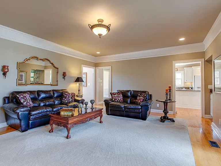 Gentlewind Dr — Photo 35