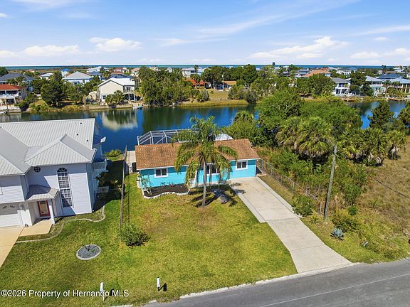 4th image of 3243 Azalea Dr