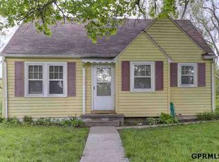 604 Oakmont Dr, Plattsmouth, NE 68048