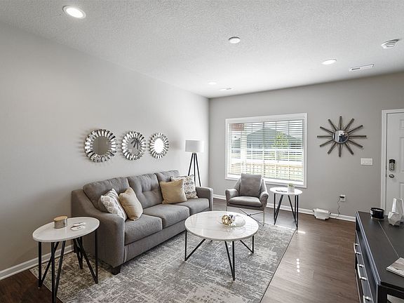 2316 Hazeltine Pl_v2_07