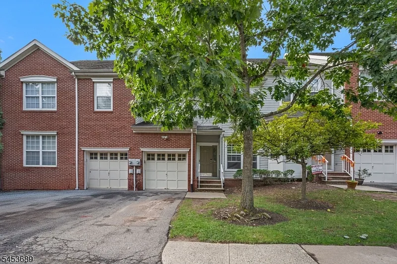 111 Cardigan Ct