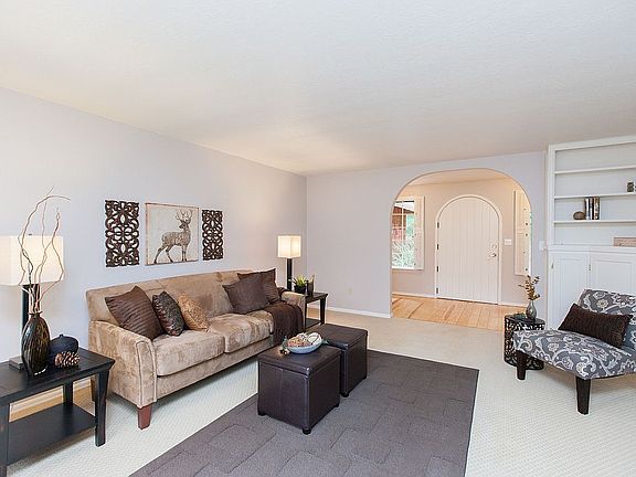 5th image of 21815 108th Street Ct E