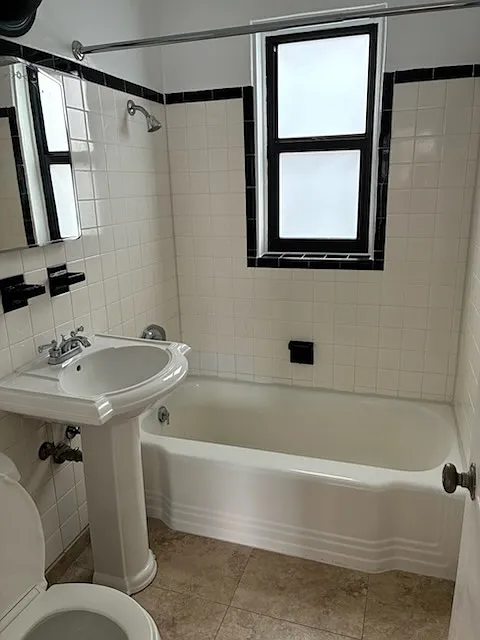 1 bed, 430 sqft, $1,700 — Photo 4