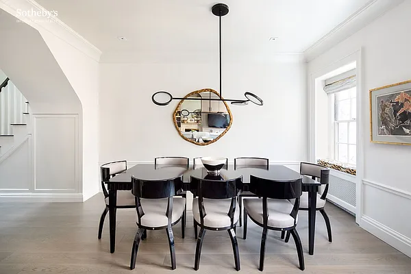 Sold by Sotheby's International Realty | media 2