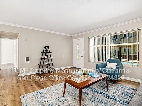 2nd image of 615 9th St Unit 9