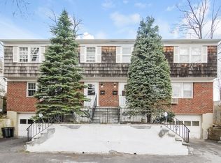 72-74 Old Mamaroneck Rd, White Plains, NY 10605