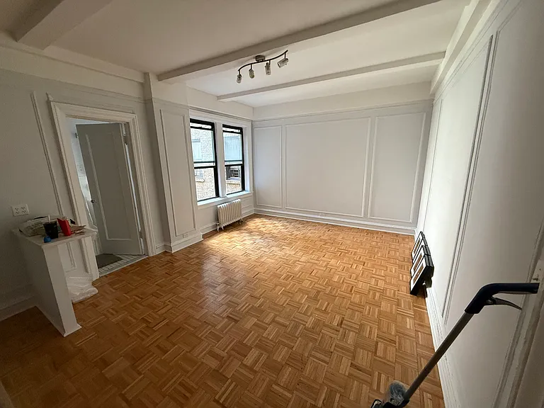 350 W 55th St #6D — Photo 1