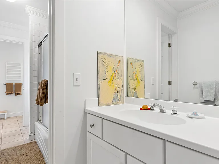 110 Greenleaf Ln — Photo 30