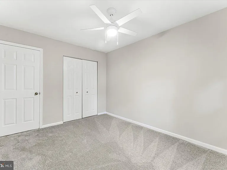 372 Wells Ter #372 — Photo 18