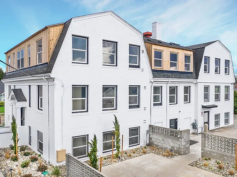 Maple Apartments — Photo 44