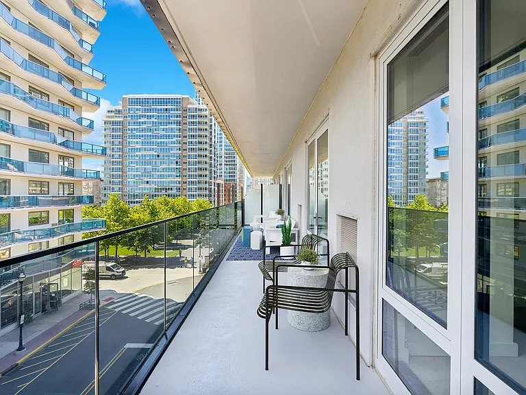 Newport Rentals — Photo 494