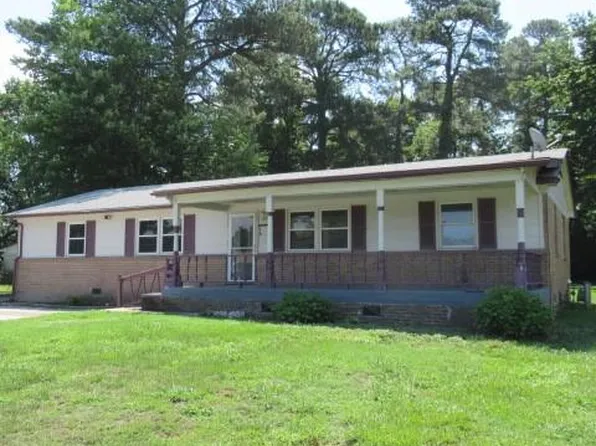 1203 Alcindor Rd, Portsmouth, VA 23701