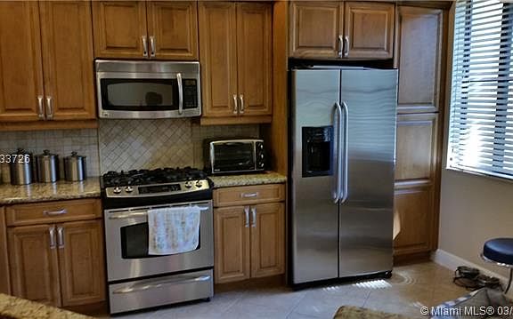 5th image of 2955 NW 126th Ave #1045