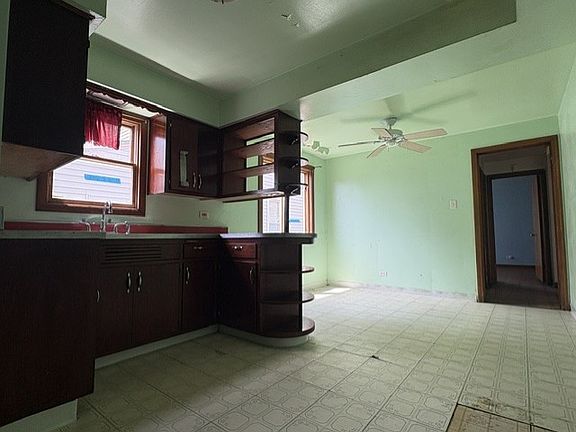 4th image of 12737 Honore St