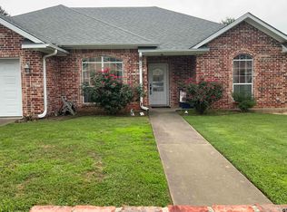 609 Mustang Dr, Mount Vernon, TX 75457