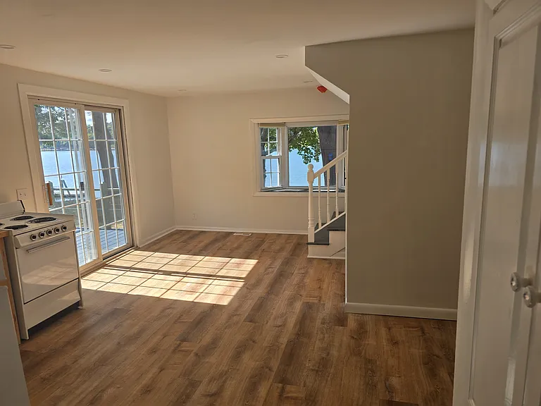 49 Riverview Dr #A — Photo 18