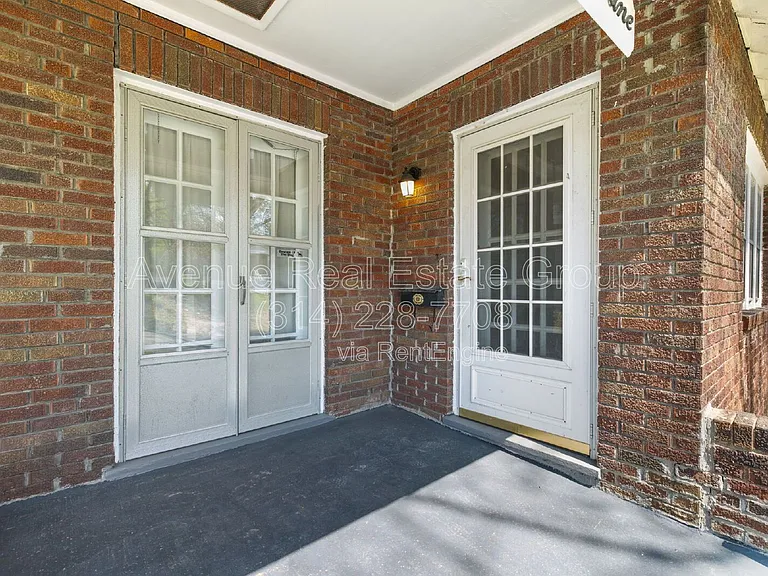 8009 Monroe Ave — Photo 3