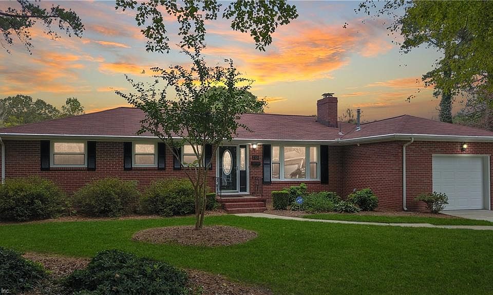 1st image of 2336 Plantation Dr