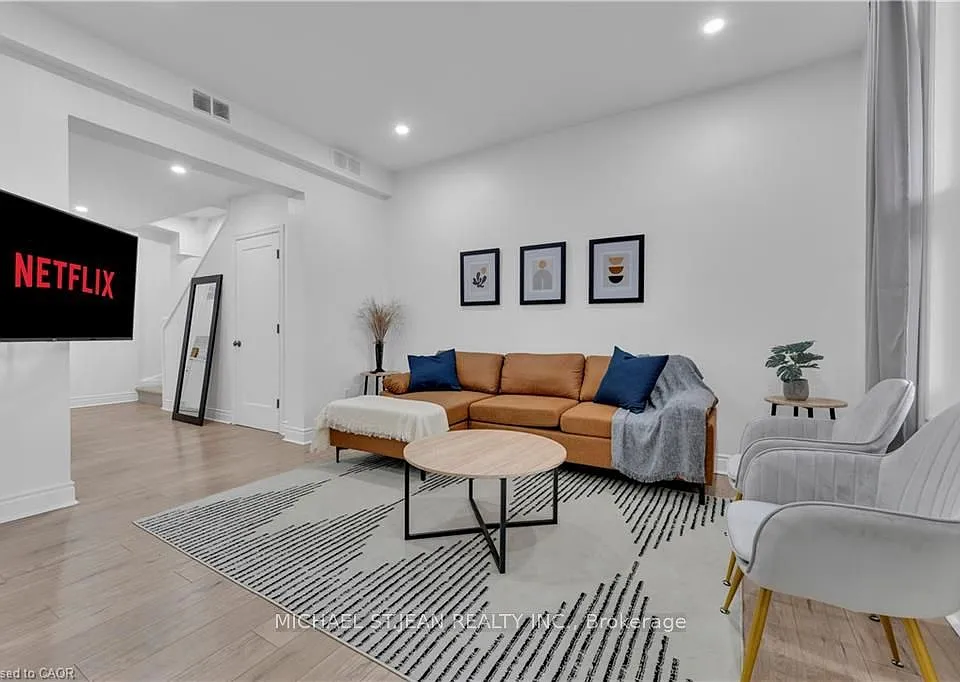 237 West Ave N