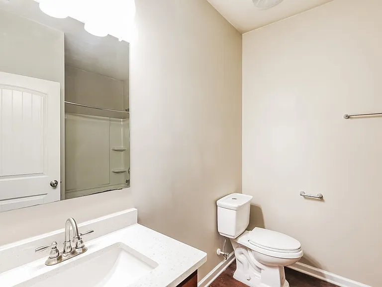 700 Feldwood Ln — Photo 15