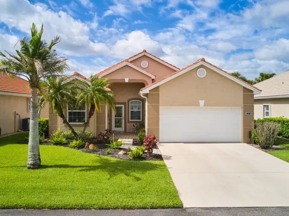 875 NW Sarria Court, Port St Lucie, FL 34986