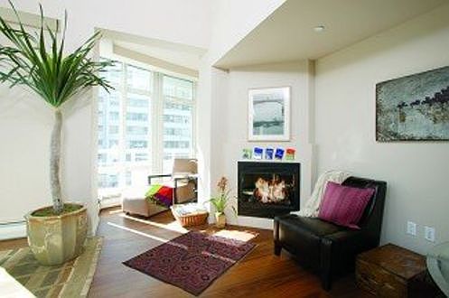 2nd image of 205 E 59th St #Su1