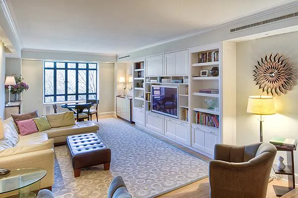 Rented by Corcoran | media 26