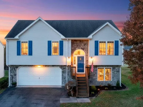 232 Eugene Dr NW, Roanoke, VA 24017