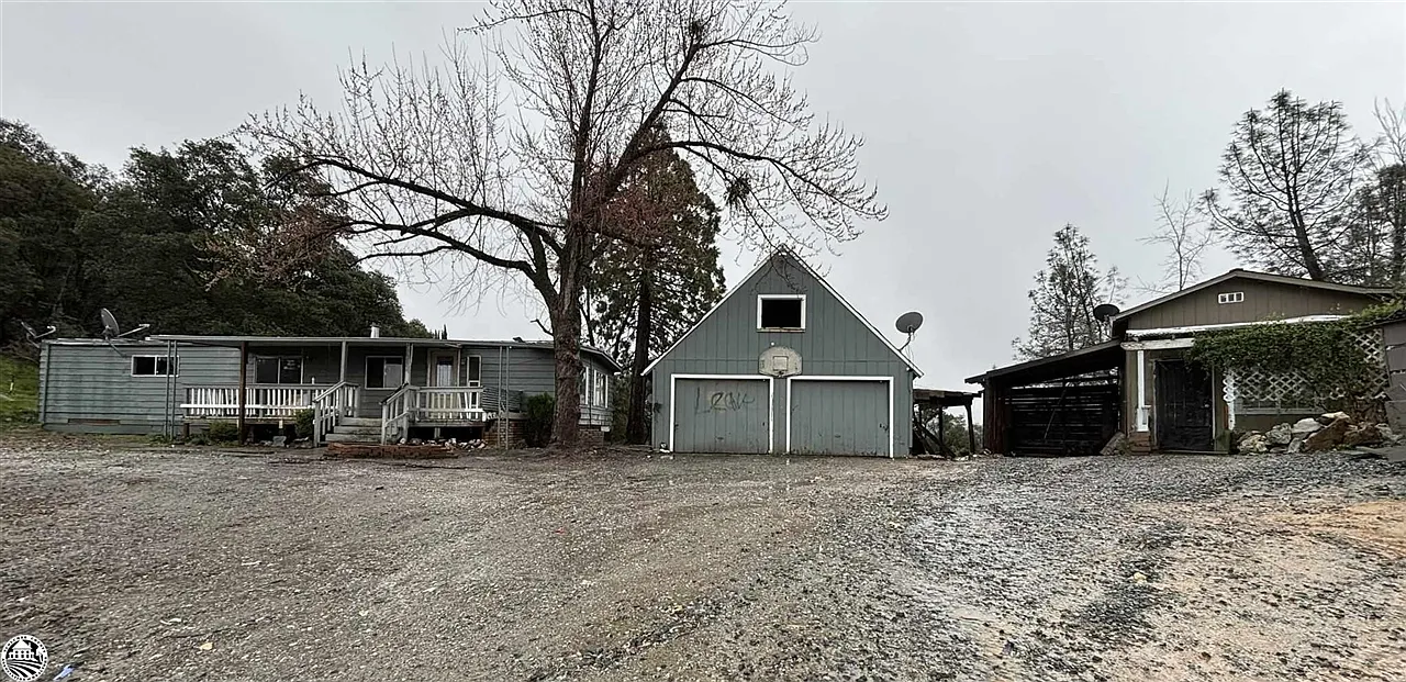 20961 Lynn Ln photo 1