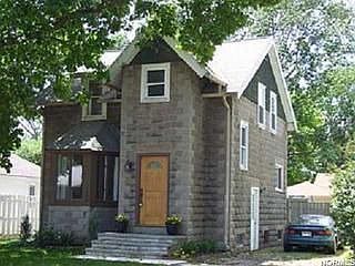 2nd image of 372 Elberta Rd