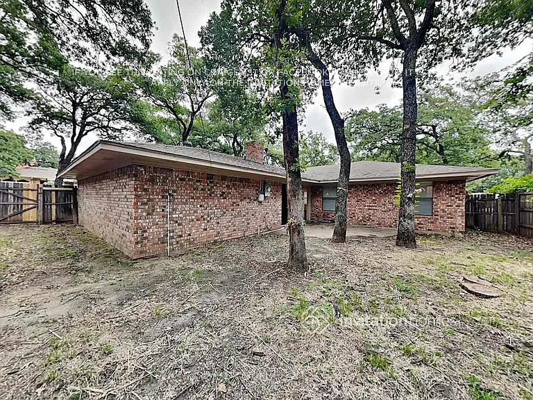 3803 Double Oak Ln — Photo 16