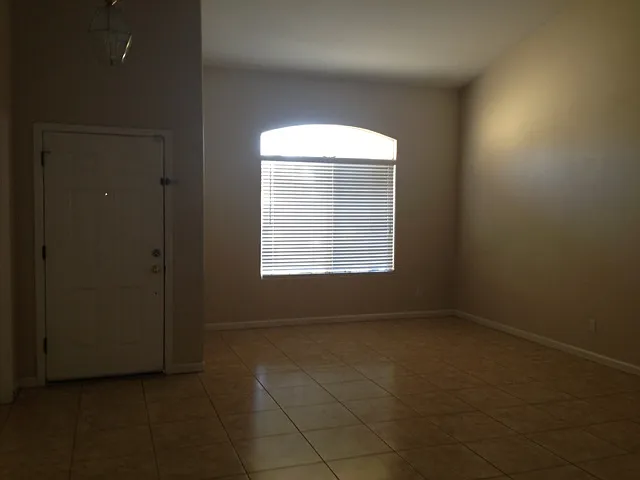 Winters-2228 Park Arcadia Ct. — Photo 2