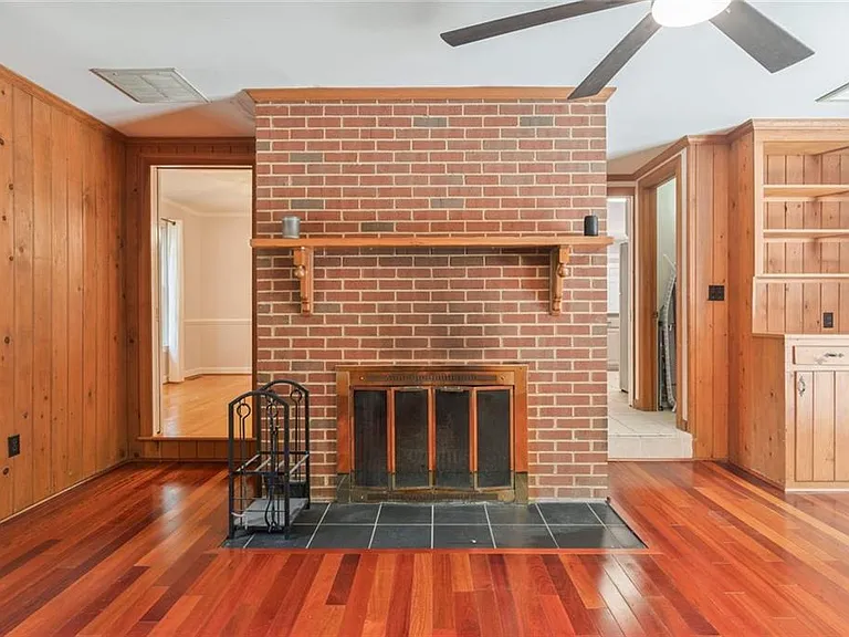 1433 Williams Cir — Photo 18
