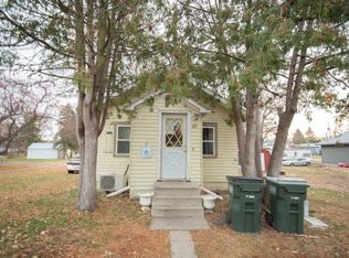107 E 5th Ave, Osakis, MN 56360
