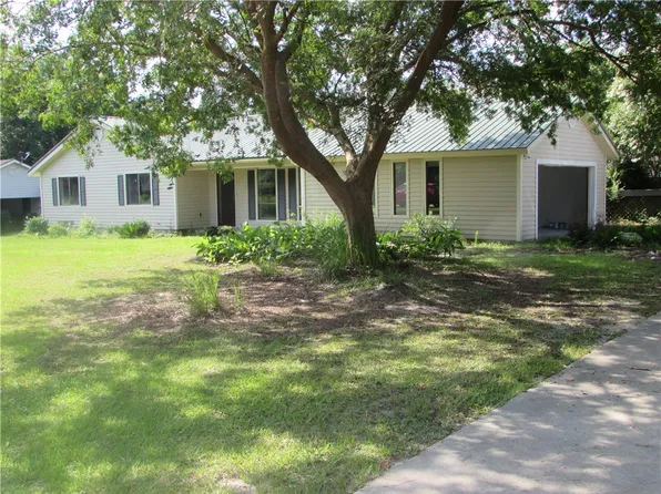 3436 Wren Dr, Waycross, GA 31503