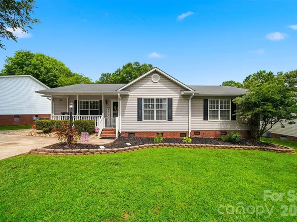 927 Victoria Ave, Kannapolis, NC 28081