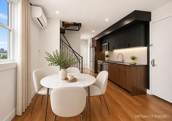 Kitchen, photo 1